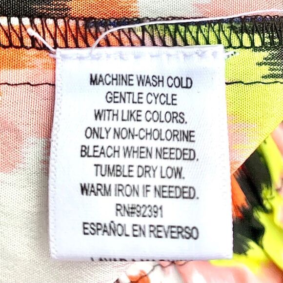 🍍3/$15🍍 Bar III Colorful Back Cutout Dress - Picture 5 of 5